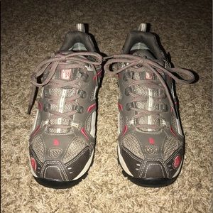 NEW The North Face Hikers